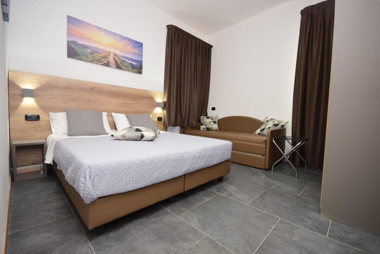 Hotel Crisvan Rimini Ngoại thất bức ảnh
