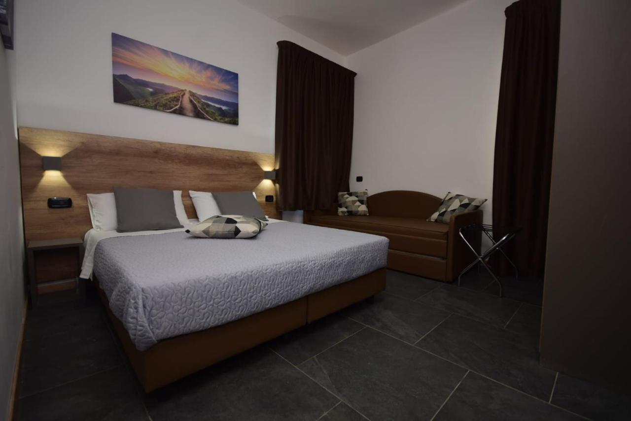 Hotel Crisvan Rimini Ngoại thất bức ảnh