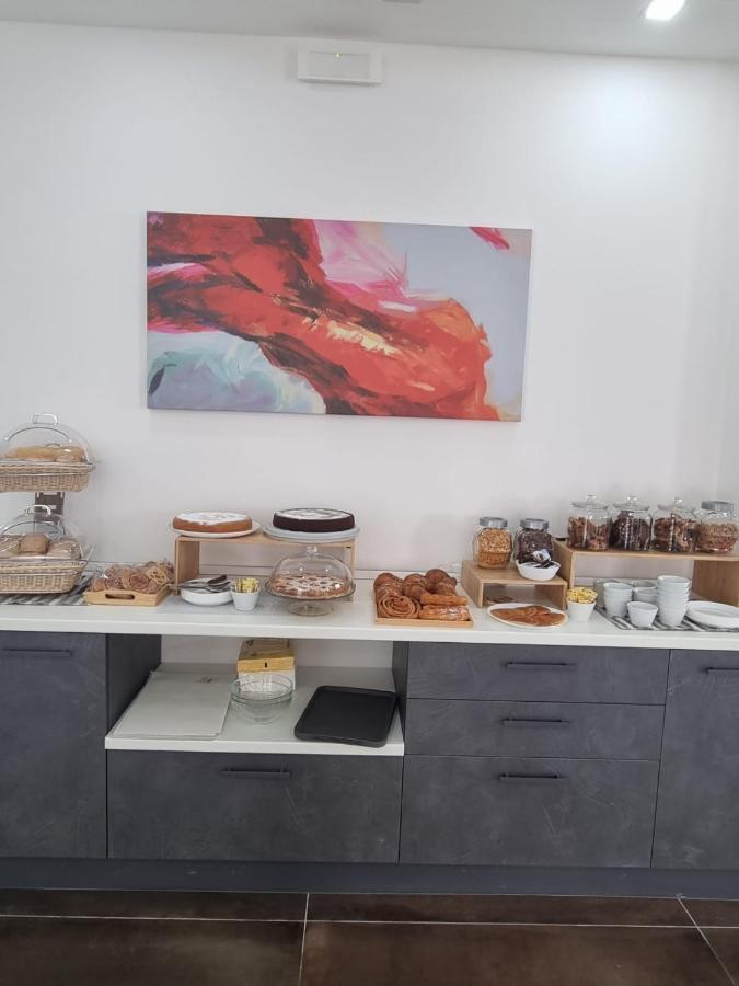 Hotel Crisvan Rimini Ngoại thất bức ảnh