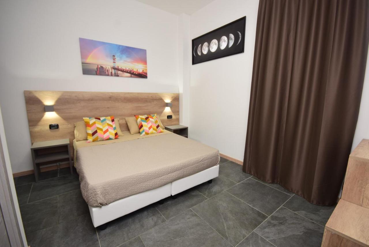 Hotel Crisvan Rimini Ngoại thất bức ảnh
