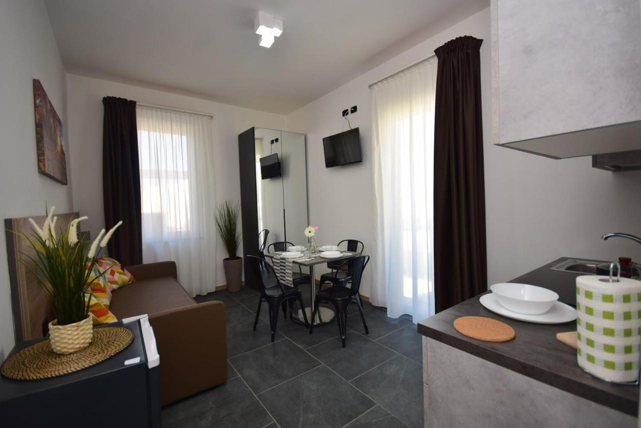 Hotel Crisvan Rimini Ngoại thất bức ảnh
