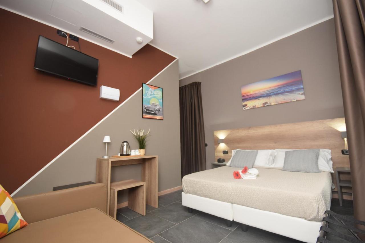 Hotel Crisvan Rimini Ngoại thất bức ảnh
