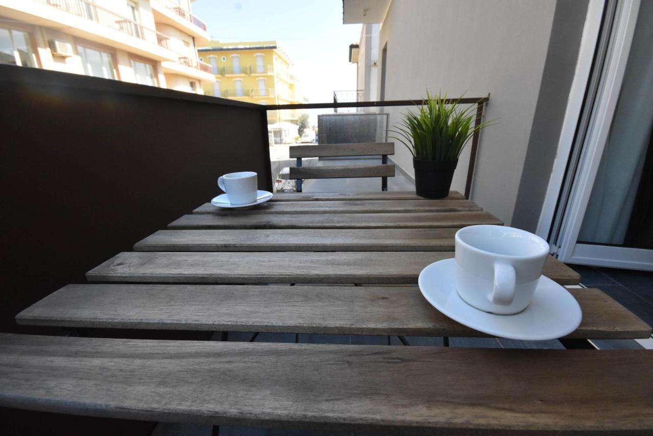 Hotel Crisvan Rimini Ngoại thất bức ảnh
