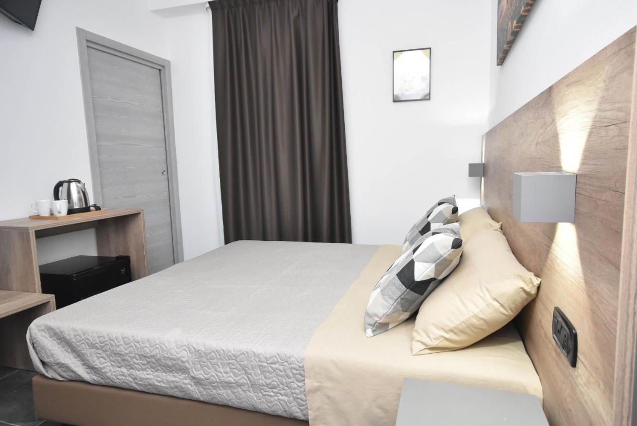 Hotel Crisvan Rimini Ngoại thất bức ảnh